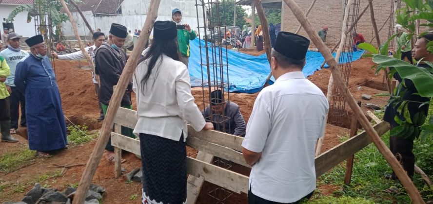 PCNU Metro Lakukan Peletakan Batu Pertama Pembangunan Madrasah Diniyah